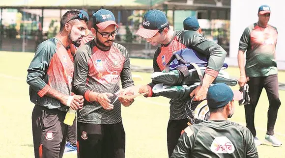 https://indianexpress.com/article/sports/cricket/christchurch-mosque-shooting-there-was-fear-and-panic-tamim-mushfiqur-were-shouting-dont-run-stay-inside-the-bus-5630988/