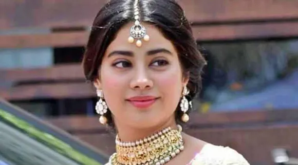 Janvi Kapoor says she is not that rich to afford new clothes everyday