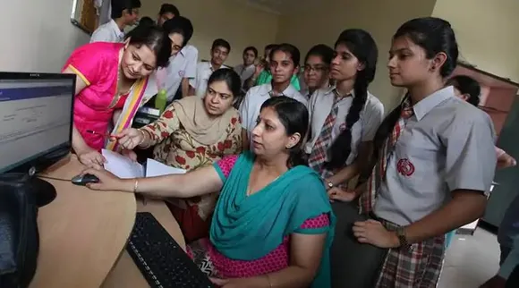 West Bengal 12th Result 2019, WBCHSE HS Result 2019, চ্চমাধ্যমিক পরীক্ষার ফল, উচ্চমাধ্যমিকের ফল লাইভ, উচ্চমাধ্যমিকের ফল প্রকাশ লাইভ