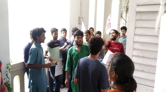 পড়ুয়াদের চাপে কমতে পারে প্রেসিডেন্সির কাউন্সেলিং ফি