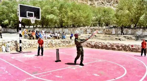 Dhoni brings smiles in Leh, plays cricket with kids