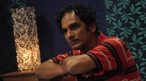 Ritwick Chakraborty starrer Pradipta Bhattacharya's Rajlokhi O Srikanto movie review