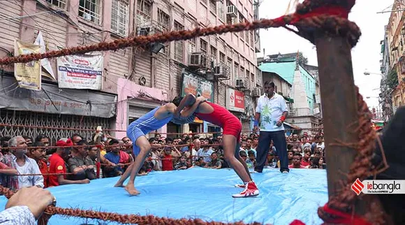 কুস্তিখেলা, Wrestling, কলকাতা, Kolkata, কালীপুজো, Kalipuja, দীপাবলি, diwali 2019, বারাসত, Barasat, খেলা, Sports, বাংলার খেলা, Game, গেম, kalipuja, 2019, দীপাবলি ২০১৯