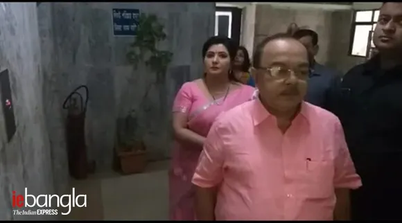 বঙ্গ বিজেপিতে বড় ভাঙন? মমতার বাড়িতে শোভন-বৈশাখী!