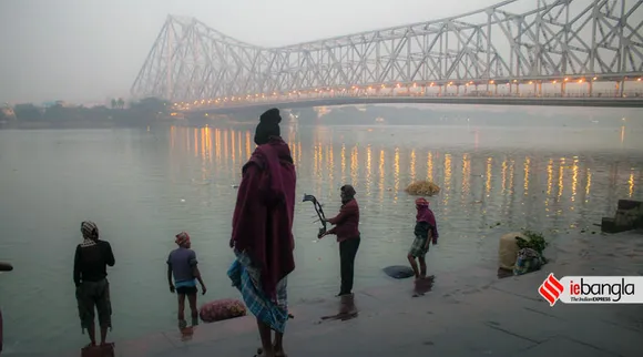 west bengal weather ,শীতকাল, শীতে কাঁপছে কলকাতা, কনকনে ঠান্ডায় কাবু কলকাতা, ১০ ডিগ্রির নীচে নামল পারদ, , west bengal weather report live, কলকাতায় বৃষ্টির পূর্বাভাস, রাজ্যে বৃষ্টির পূর্বাভাস, আজকের কলকাতার তাপমাত্রা, জেলার তাপমাত্রা, শীতের খবর, আবহাওয়ার খবর, আবহাওয়ার আপডেট, আলিপুর আবহাওয়া দফতর, কলকাতায় কনকনে শীত, weather kolkata today, weather report in west bengal in bengali, west bengal weather today, west bengal weather report, west bengal weather temperature, west bengal weather kolkata, west bengal weather condition, শৈতপ্রবাহ, শীতে জবুথবু কলকাতা, কলকাতার পারদ নামল ১১.১ ডিগ্রিতে, ঠান্ডার দাপট, winter, kolkata winter, weather forecast, temperature today, kolkata today temperature