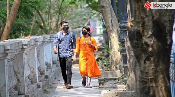 করোনা আবহে আগামী ৪৮ ঘন্টায় বৃষ্টির পূর্বাভাস রাজ্যে