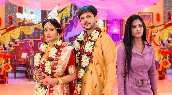 Marriage Mahaepisode of SUN Bangla serial Sarbamangala starring Sanchari Hritojeet Arpita