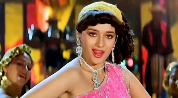 Madhuri Dixit revealed she shot Ek Do Teen in front of 1000 real crowd