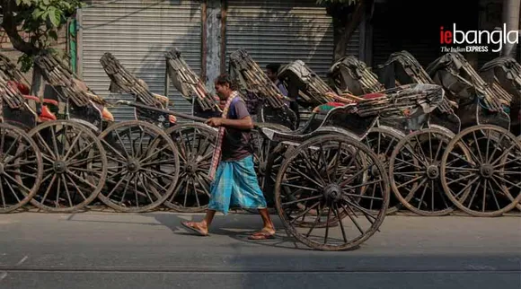 হাতে টানা রিক্সা, Hand pulled rikshaw, কলকাতা, Kolkata, করোনা, Corona, কোভিড-১৯, Covid- 19, পশ্চিমবঙ্গ, West bengal, রিক্সা, Rikshaw, ঐতিহাসিক, Vintage