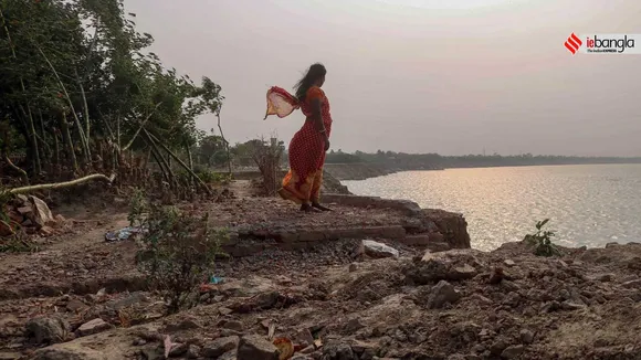 West Bengal Assembly Elections 2021, বিধানসভা নির্বাচন ২০২১, election, নির্বাচন, Candidate lost to Covid, নদী, Ganga, গঙ্গা নদী, Samshergunj, সামসেরগঞ্জ, Baishnabnagar, বৈষ্ণবনগর, india news, indian express, River erosion, ground reports from West Bengal, পশ্চিমবঙ্গ, West Bengal news, indian express, কলেজ স্ট্রিট, college street, করোনা, corona, corona news, Bangla Khabar, বাংলার খবর, Bangla News Live, বাংলার ব্রেকিং নিউজ, Breaking Bangla News,Bangali news, বাংলায় সর্বশেষ খবর, লেটেস্ট খবর, News in Bengali, Bengali News Today, বাংলা নিউজ, Bengali News, করোনা মহামারী, corona pandemic, Bangla Khabor, কোভিড-১৯, covid, News in Bangla, করোনা ২০২১, corona 20201, 24 Ghanta Bangla News, Bangla News, covid-19