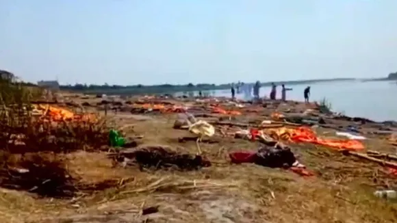 Dead bodies floated, UP, Bihar, Ganga, Jamuna, Corona India