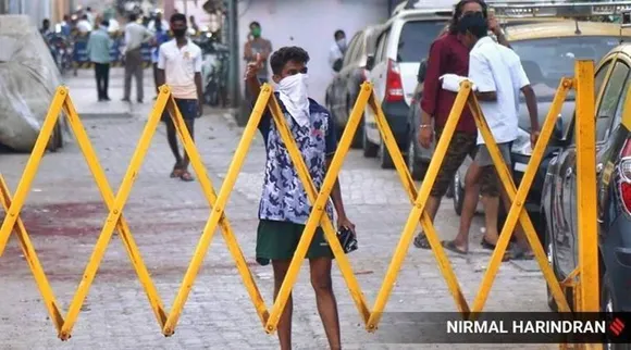 Curfew, Kashmir, Vaccination