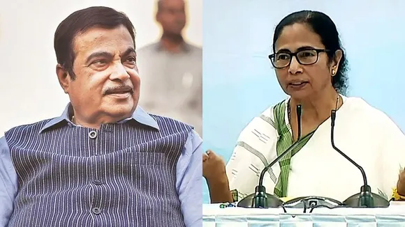 various roads and three years flyove in kolkata mamata banerjee demanded to nitin gadkari