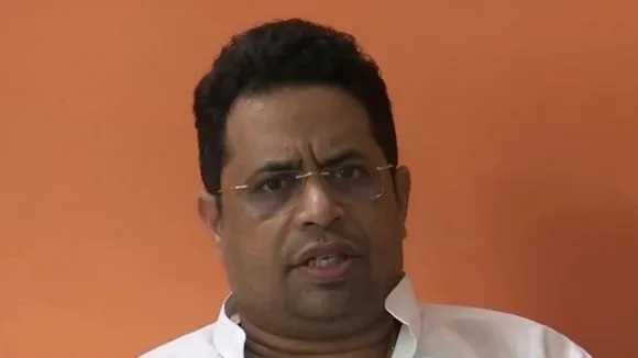 soumitra khan apologises for his facebook comment against state bjp leaders