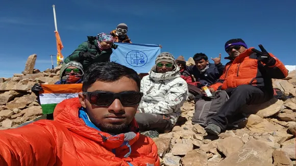 Siliguris six mountainer reached top of the mount unam