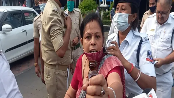 Five teachers are ate poision in front of salt lake bikash bhavan
