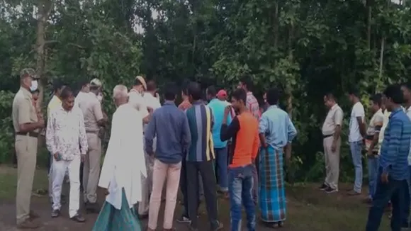 tmc panchayet pradhans son shyamal bakshi murder aushgram