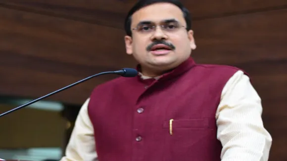 Bjp Leader Anirban Ganguly criticise Tmc as well as Sharukh regarding Ariyans arrest case