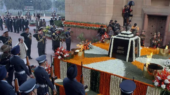 Oppn slams Modi Govt over decision to ‘extinguish’ flame of Amar Jawan Jyoti, govt alleges ‘misinformation’