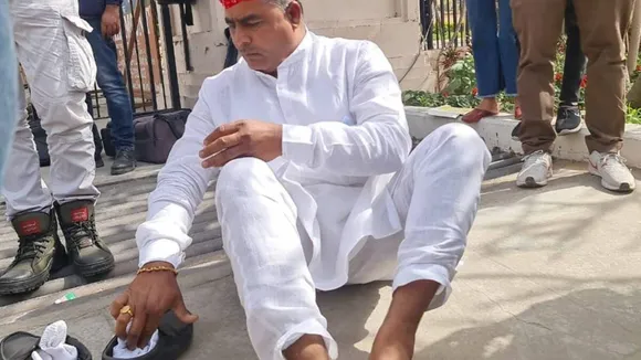 Rajasthan: Congress MLA gives up footwear after no mention of suggestion for separate district in Budget