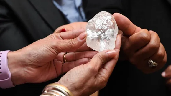Brick kiln operator finds 26.11 carat diamond in MP mine