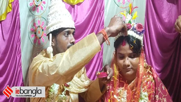mahishadol youth chottu das got married with call girl jhuma ghosh