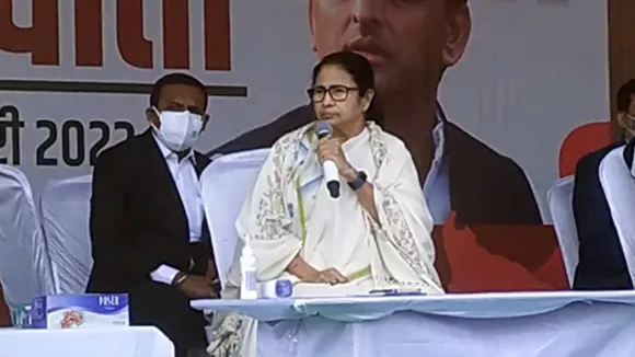 mamata-banerjee lucknow campaigns in support of akhilesh yadav