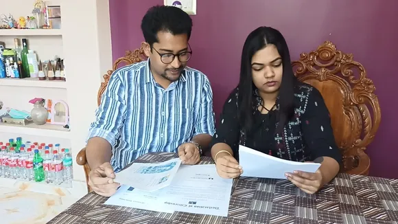 An engineer from Maldah's Englishbazar has bought land on the moon for his wife on her wedding anniversary