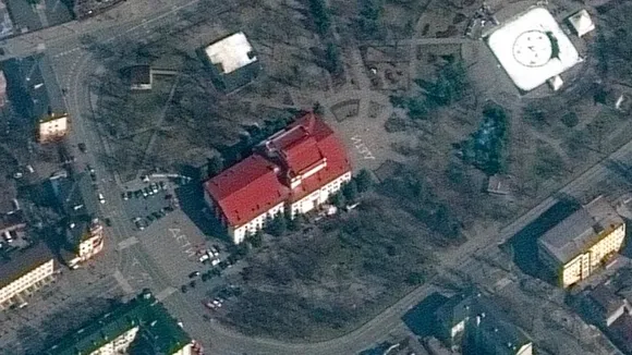 mariupol theater sheltering hundreds bombed by russia army updates
