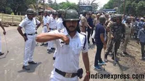 Clash between two syndicate group at kolkata bansdroni area, shot two, 4 are detained