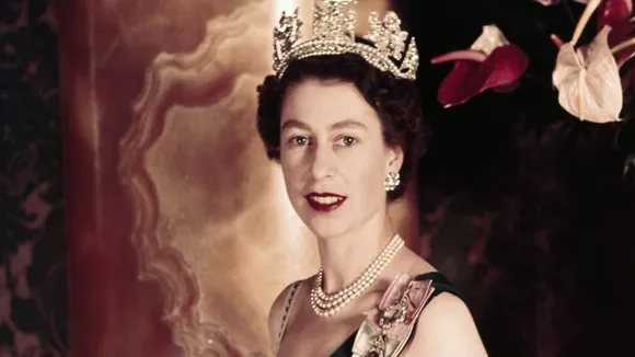 QUEEN ELIZEBETH