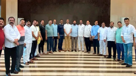 maharashtra government in crisis shivsena uddhav shinde eknath shinde updates