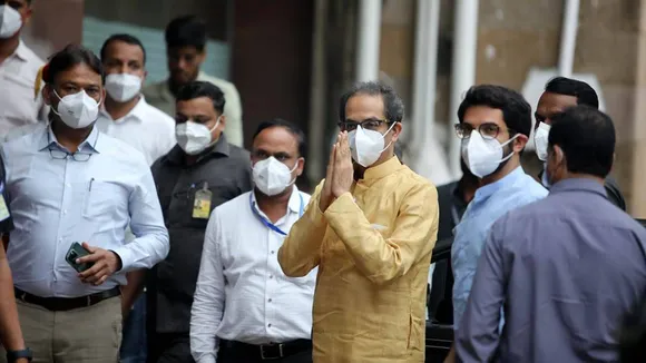 SC Shiv Sena, SC Shiv Sena disqualification plea, Mumbai, Mumbai news, Eknath Shinde, Maharashtra CM Eknath Shinde, rebel MLAs Maharashtra, Maharashtra political crisis, Maharashtra CM, Shivsena BJP Maharashtra, Uddhav Thackeray, Suresh Prabhu, Supreme Court of India, Indian Express, Indian Express news