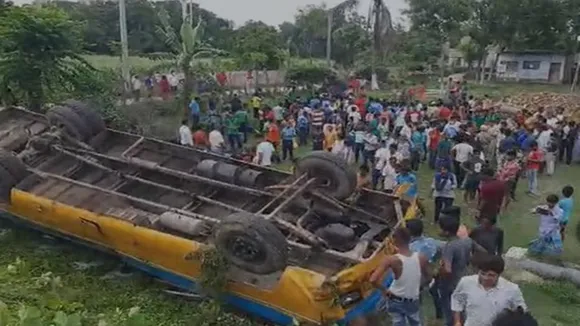 malda school bus accident