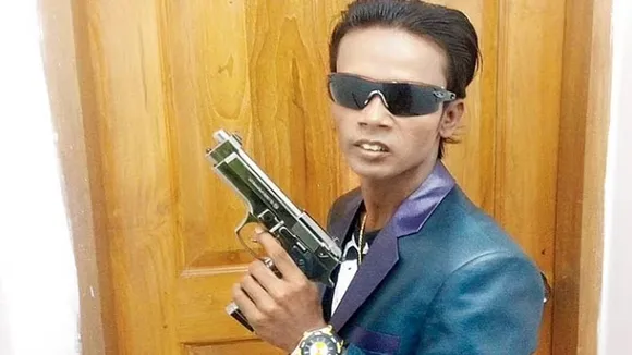 Hero Alom, Bangladesh, Social media