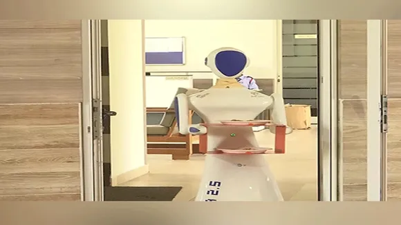 robots working in residential society, jodpur rajasthan, sewage, serve food, firefighter