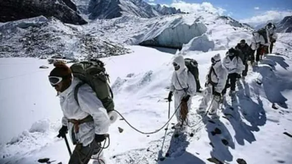 pushkar singh dhami, avalanche uttarakhand, 28 trapped, uttarakhand avalanche