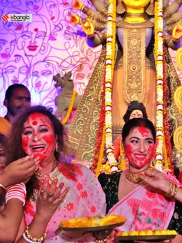 Durga Puja 2022, Transgender Manabi Bandyopadhyay, Bangladeshi Actor Apu Biswas, Bijaya Dashami