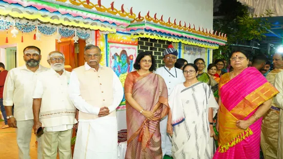 how mamata lives in such a small house asked governor la ganesan
