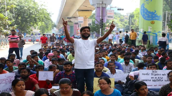 primary tet jobseekers protest saltlake karunamoyee