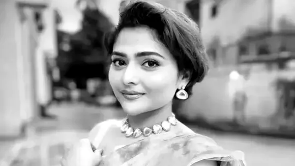 মৃত্যুর পরও পাশে প্রেমিক, ঐন্দ্রিলার বাবার সঙ্গে মুখাগ্নি করলেন সব্যসাচীও