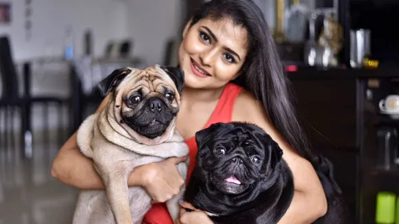 Aindrila Sharma, Aindrila Sharma death, Aindrila Sharma pets, Aindrila pet dogs, Aindrila Sabyasachi, Sabyasachi chowdhury, Aindrila Sharma updates, ঐন্দ্রিলা শর্মা, সব্যসাচী চৌধুরি, ঐন্দ্রিলা সব্যসাচী, ঐন্দ্রিলা শর্মা কুকুর, ঐন্দ্রিলা শর্মার পোষ্যরা, টলিউডের খবর, Indian Express Entertainment News