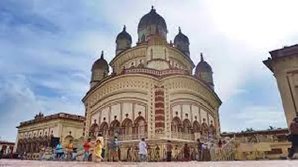 wb govt planned set up international standard bus terminas at dakshineswar