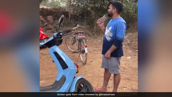 ola, scooter, viral