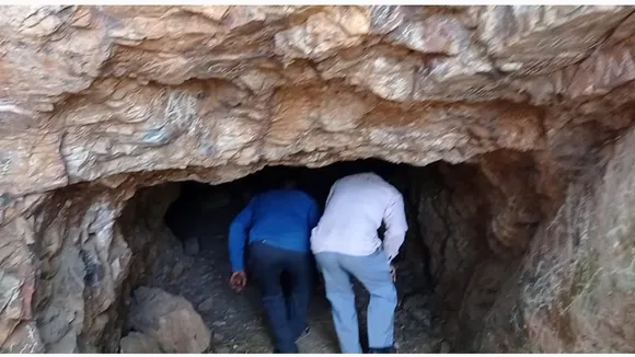 pora paharer guha bankura