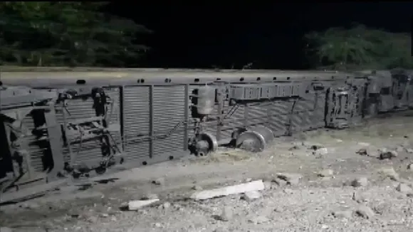 train derailed, Suryanagari Express, Suryanagari Express derailed, Rajasthan train derailed, train derailment, North Western Railway, bandra terminus, Mumbai, Jodhpur, Jaipur