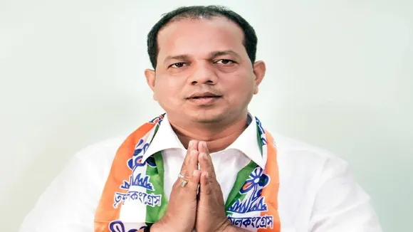 tmc mla jakir hossains reaction on it raid at his place, দফতর বাড়ি কারখানায় আয়কর তল্লাশিতে উদ্ধার কোটি কোটি টাকা প্রসঙ্গে জাকির হোসেনের ব্যাখ্যা