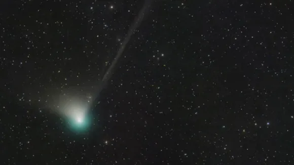 Green comet, Green comet India, comet C/2022 E3 (ZTF), Why is the comet green, comet C/2022 E3 (ZTF) pictures, Science News, comet C/2022 E3 (ZTF) India timing, When and where to watch comet C/2022 E3 (ZTF