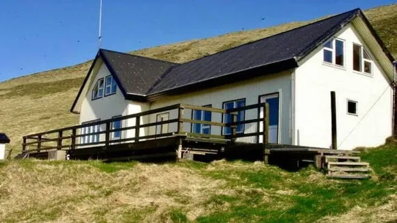 Photos of a tiny white house, standing all alone on a remote island, are currently going viral online and giving rise to mysterious theories. Dubbed the world's loneliest house,
