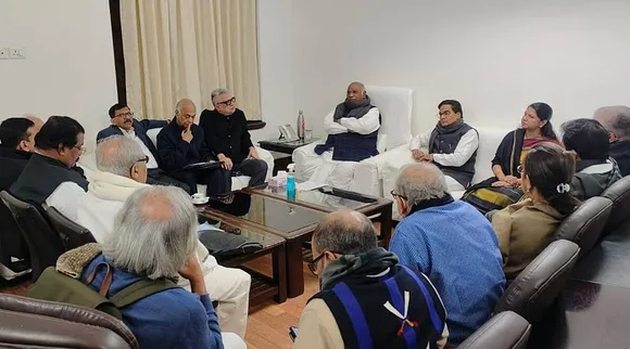 Opposition demands JPC or CJI-designated committee probe into Adani Group